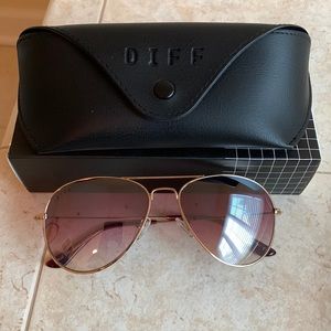 Diff Aviator Sunglasses